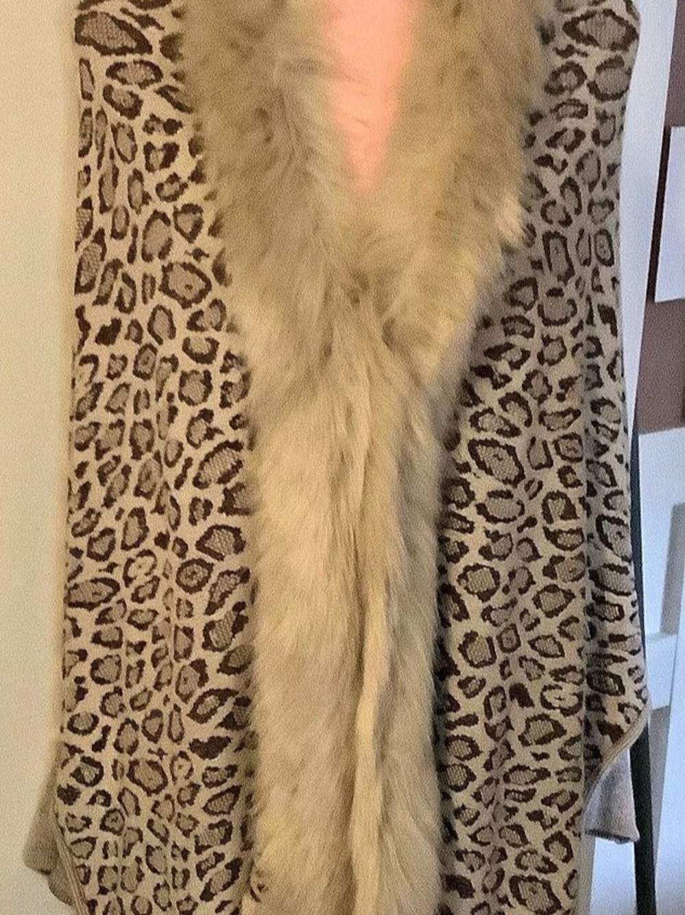 SHEIN Leopard Print Faux Fur Trim Cape